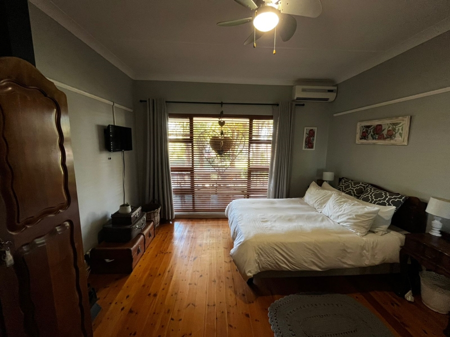 4 Bedroom Property for Sale in Rouxpark Western Cape